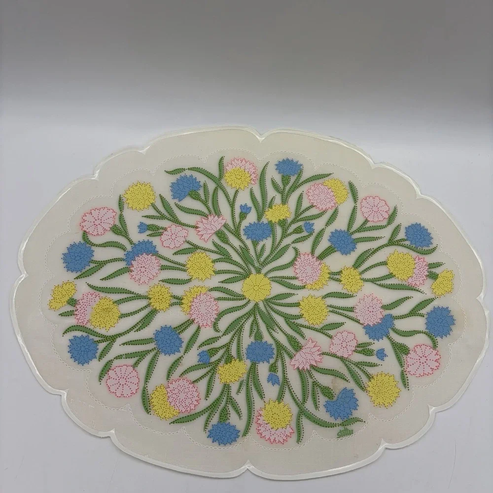 Vintage LOT of 4 Vinyl Floral Placemats Pastel Oval Scalloped Edges Cottagecore
